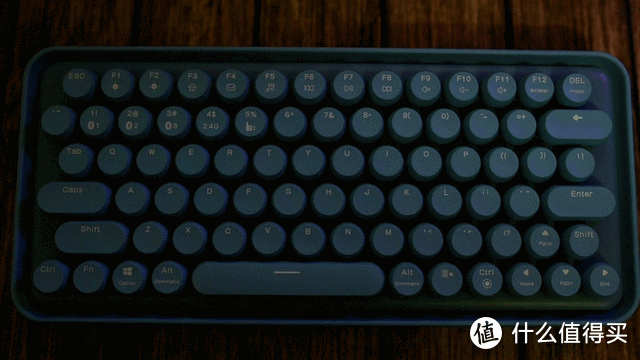萌翻了的蓝精灵-雷柏ralemo Pre 5 机械键盘