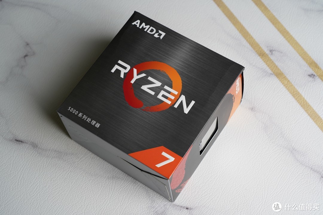 牙膏厂的不给力，导致现在AMD也是水涨船高，5800X算是如今最容易能买到的ZEN 3处理器吧。