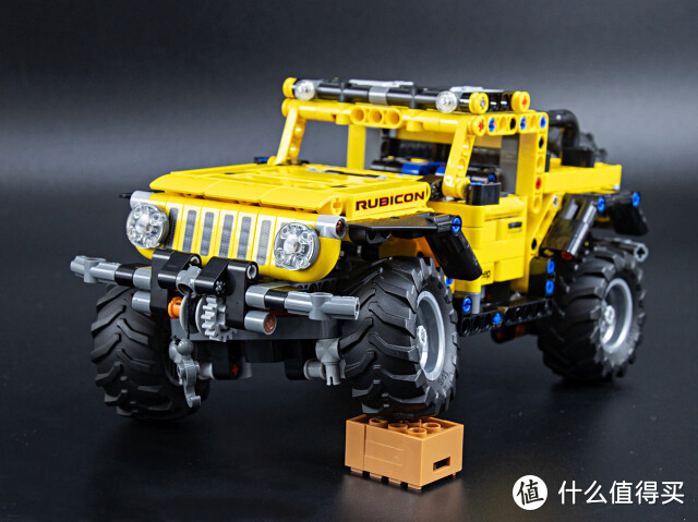 LEGO 42122 Jeep Wrangler 穿梭山林的狂野硬汉！