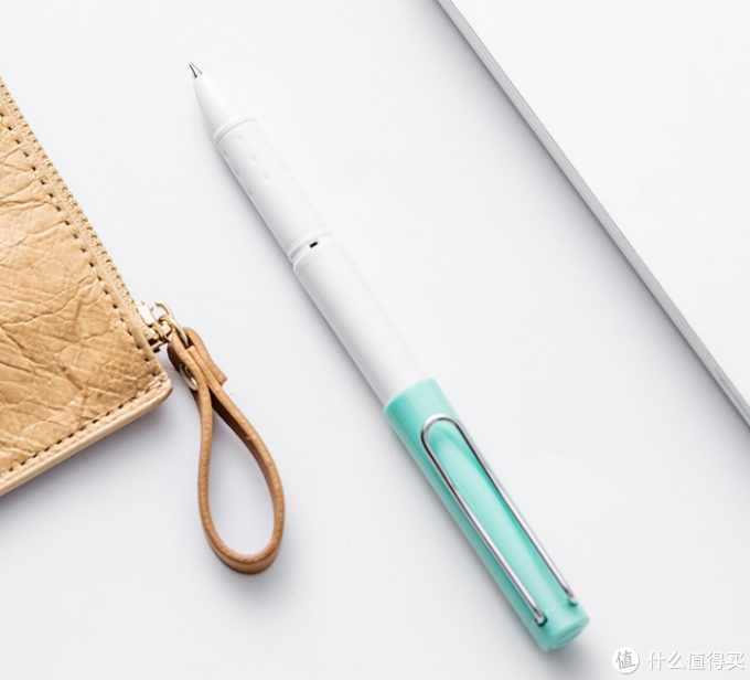 给孩子们过年的文具大礼包