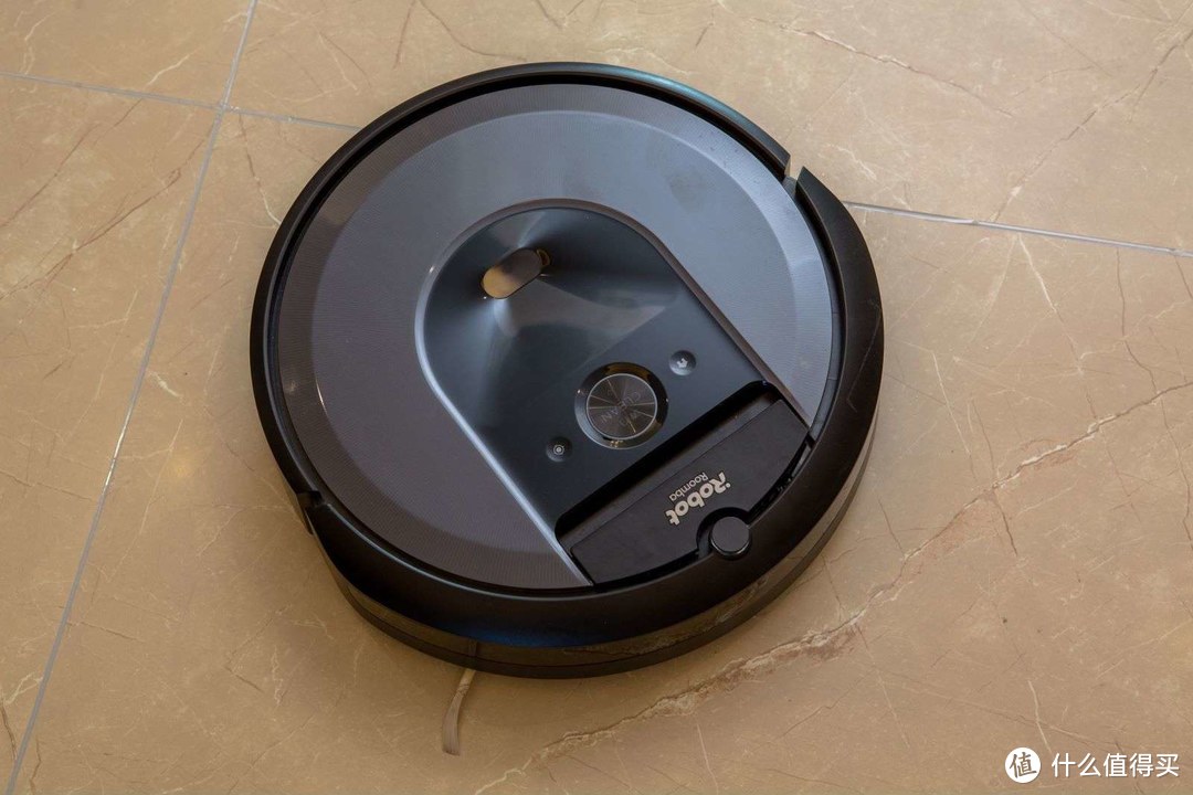 实测iRobot i7+扫地机：大扫除的贴心帮手！