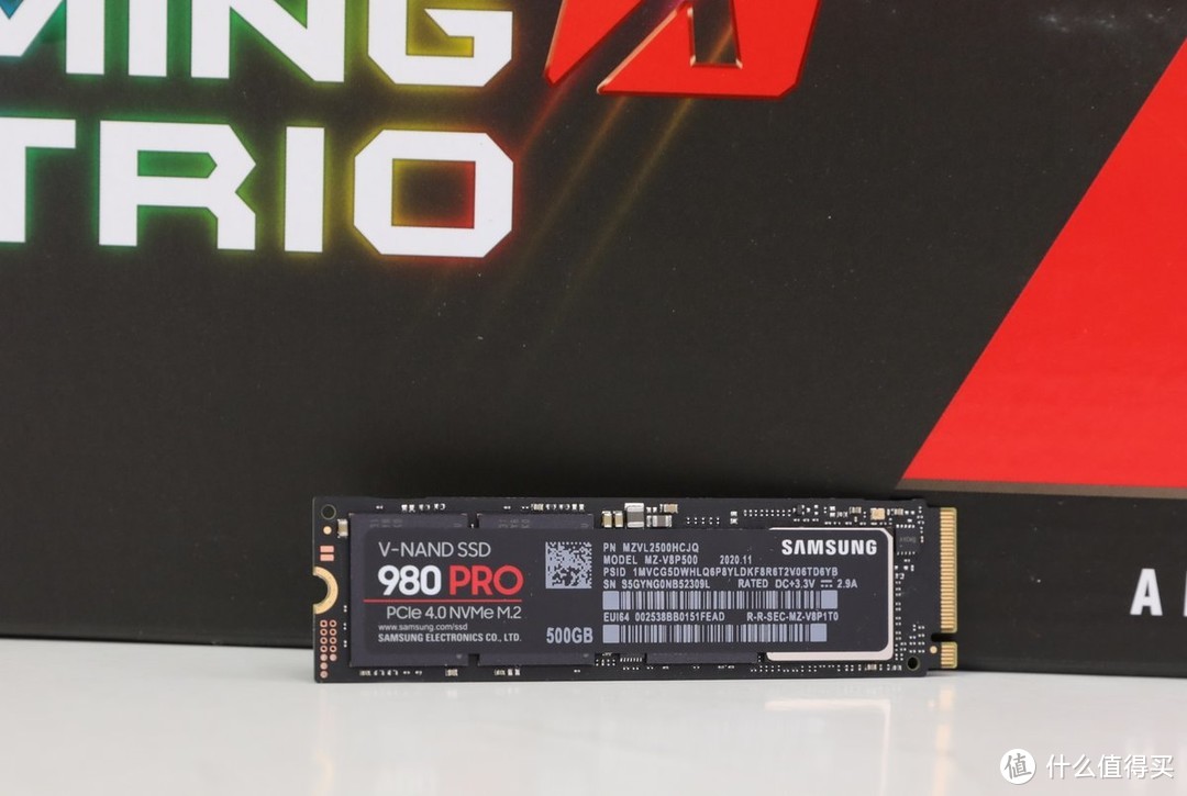 AMD 5600X+RX6800+三星980pro，这台宁美游戏主机有点强