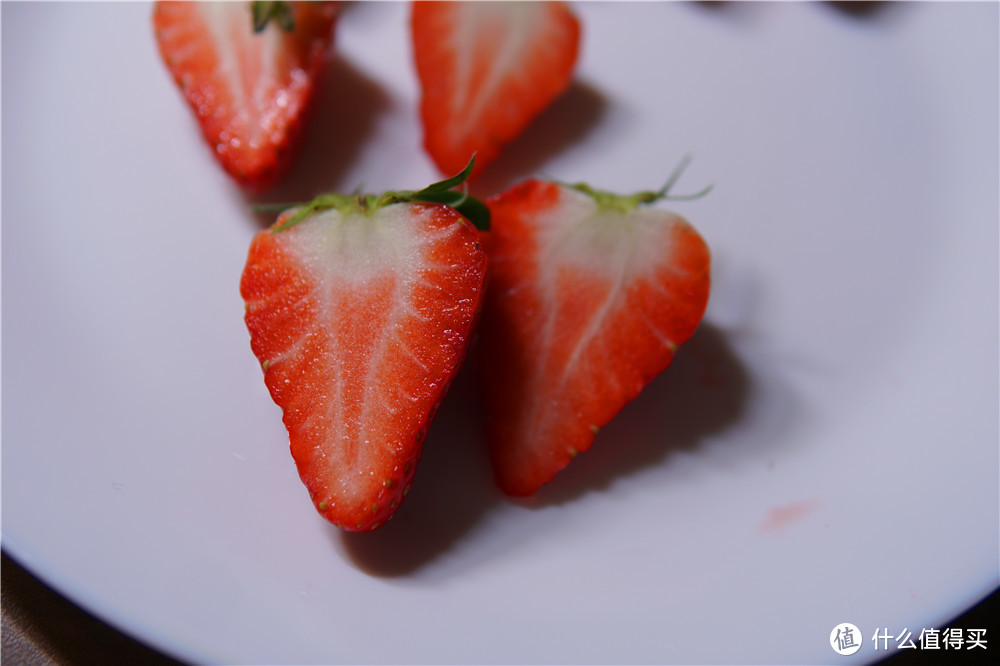 网上如何购买草莓？日本淡雪 丹东99 红颜 四川露天草莓哪个好吃？？？