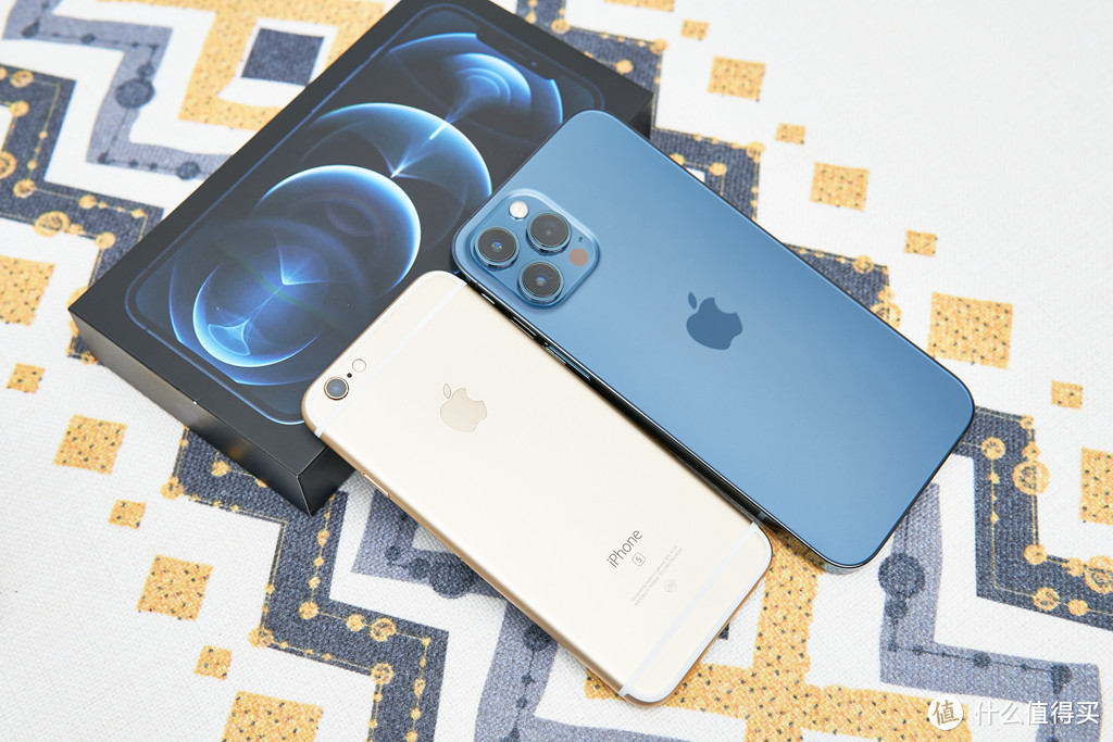 坚持5年终换机，入手iPhone12后，我又买了这些配件