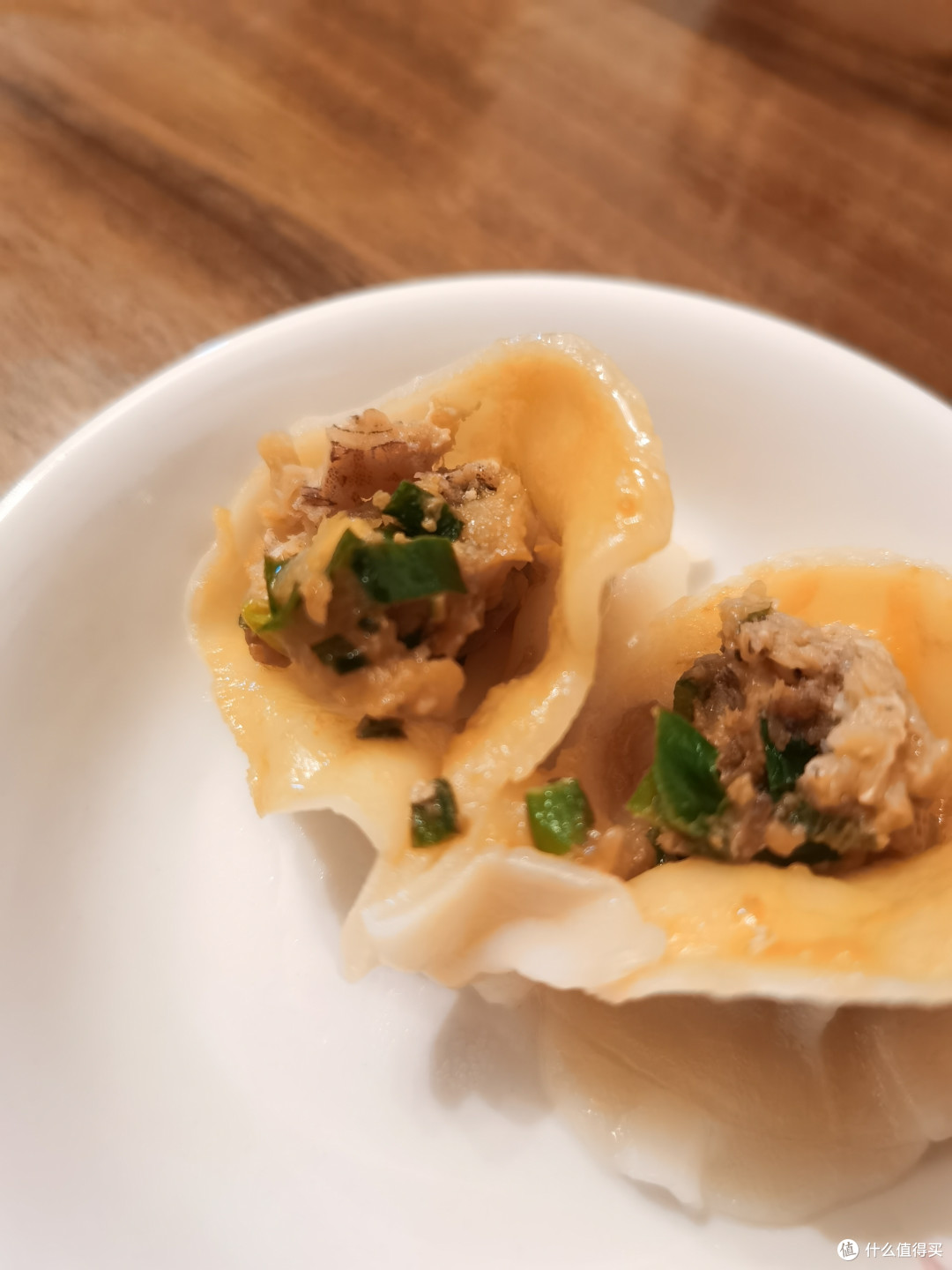 再来看下另一款爬虾馅速冻水饺的实物馅料,可以看见爬虾肉哦