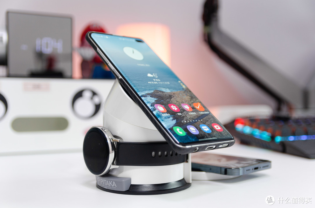 PITAKA 三合一磁吸充电套装Mag Dock Pro+Qi Pad体验