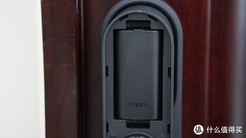 Aqara D100，双平台智能联动，体验不一样的全自动推拉指纹锁