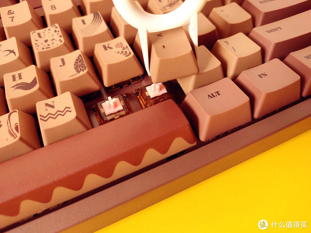 办公娱乐两相宜-黑爵巧克力机械键盘