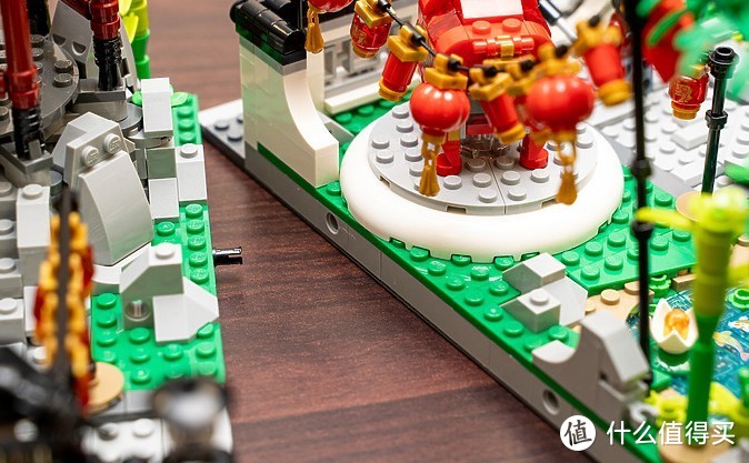 带娃看买不起的年货系列-乐高 LEGO「新春元宵灯会-“生活再苦我-也要活的精彩”