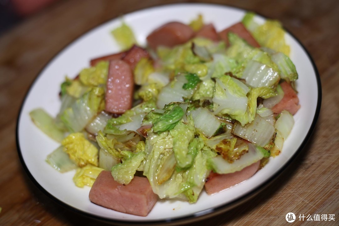 六重不粘涂层，八大烹饪功能，好锅做菜就是香