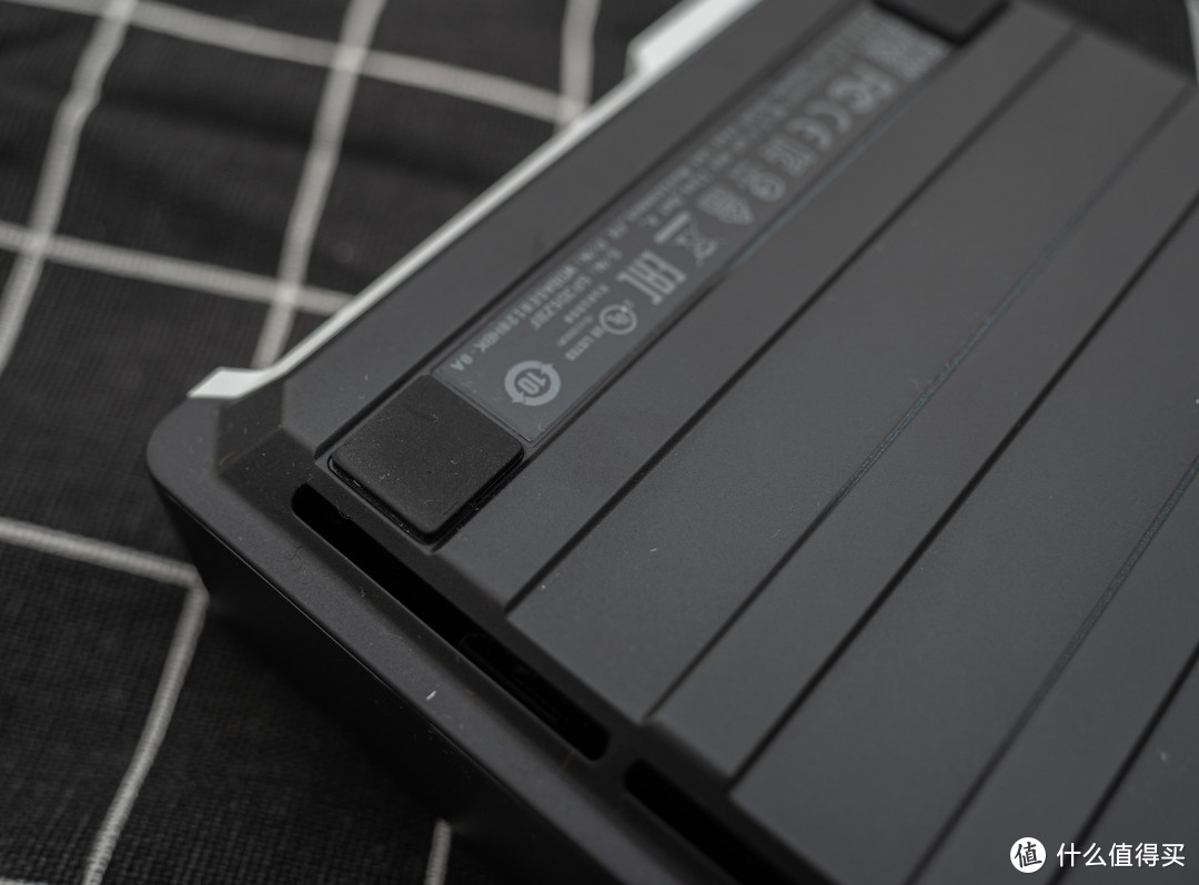 给 NAS 加一个冷备盘 西部数据 BLACK D10 12TB 硬盘