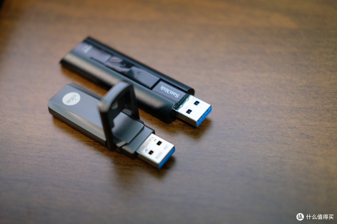 锌合金外壳aigo爱国者超极速固态u盘128gb体验