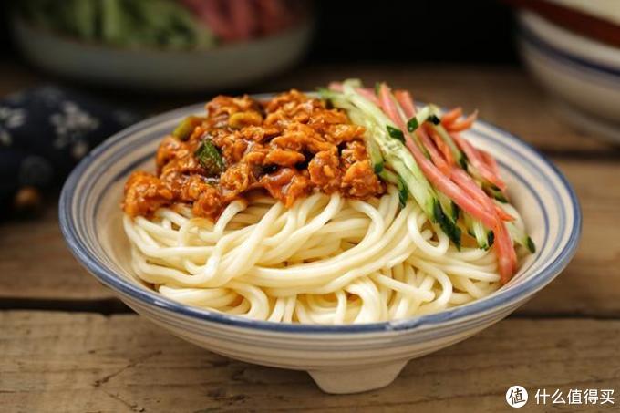 北方人常吃这几款面条有凉拌有热炒每次都要来两碗才过瘾