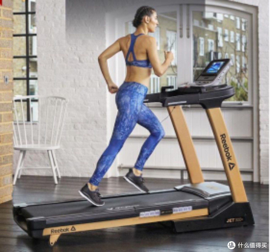 一台专属于你的健身器材锐步JET 300+跑步机