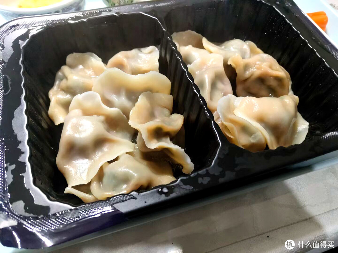 鲜到眉毛掉下来~年货好物之鲁海海鲜水饺礼盒~