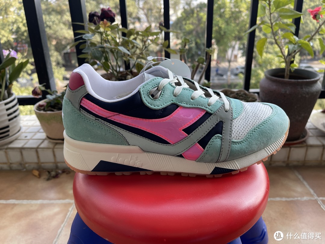 在剁手的路上越走越远11：DIADORA N9000 H LUMINARIE 