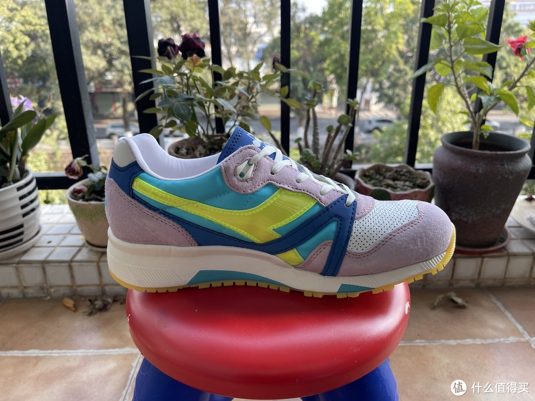 在剁手的路上越走越远11：DIADORA N9000 H LUMINARIE 