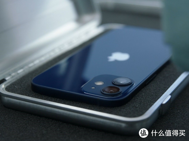 iPhone12能用5年？强大的A14芯片，至今还没有对手！