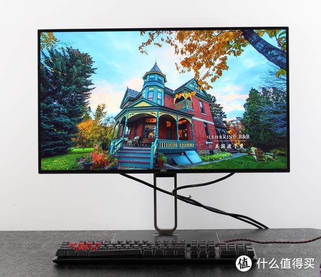 AOC Q27U2显示器评测：为创作者提供的一块好屏