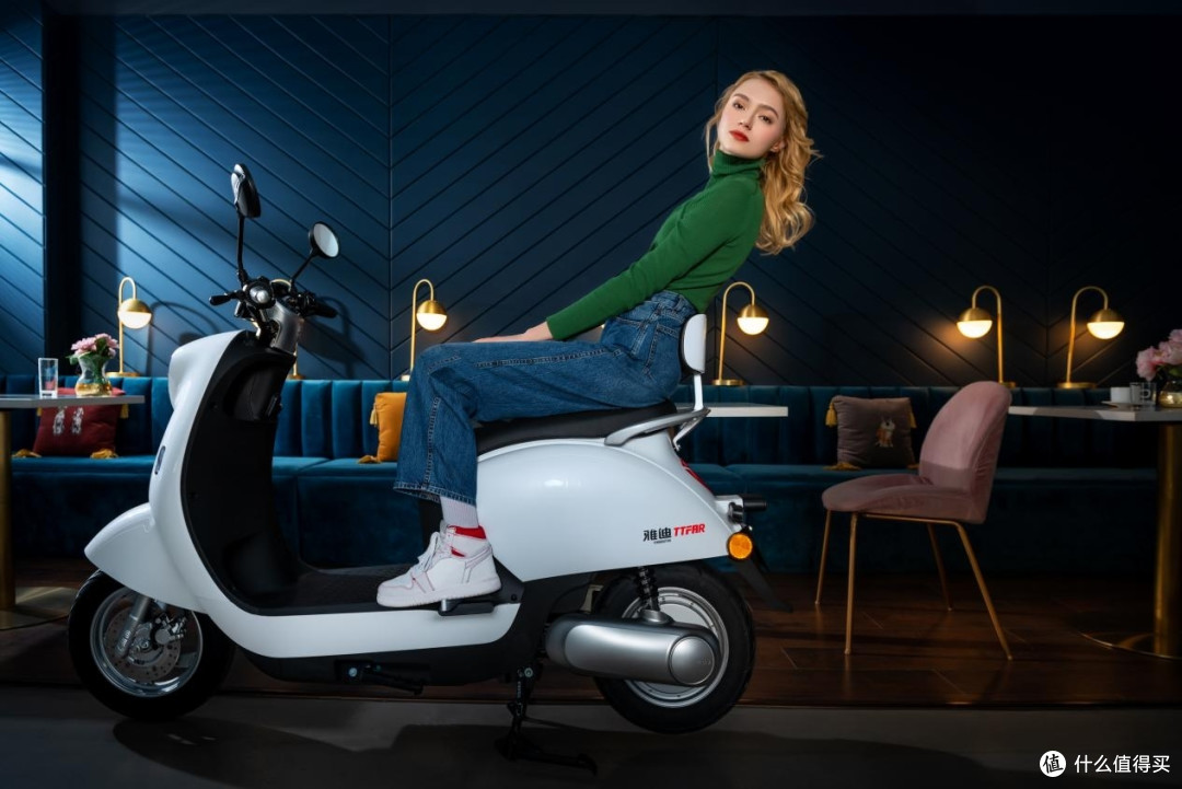 哪家电动车好用雅迪冠能m6来代步吧