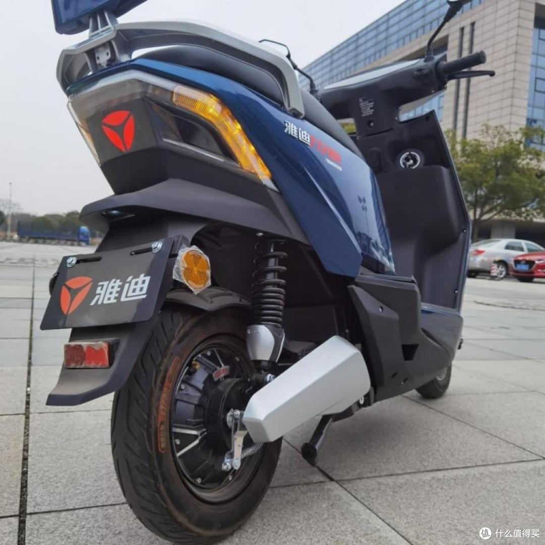 电动车什么牌子好一点,老乡推荐的雅迪冠能t5确实不错
