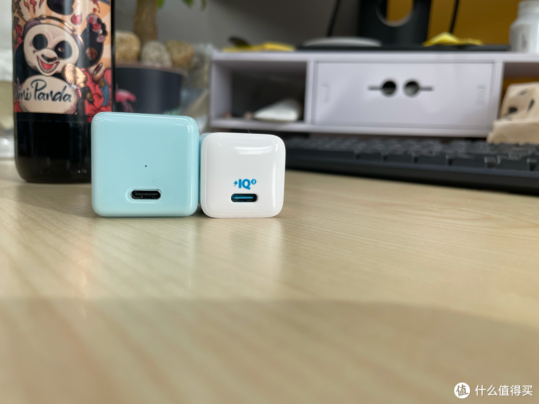 Anker 20w快充与Nubia方糖20w快充评测