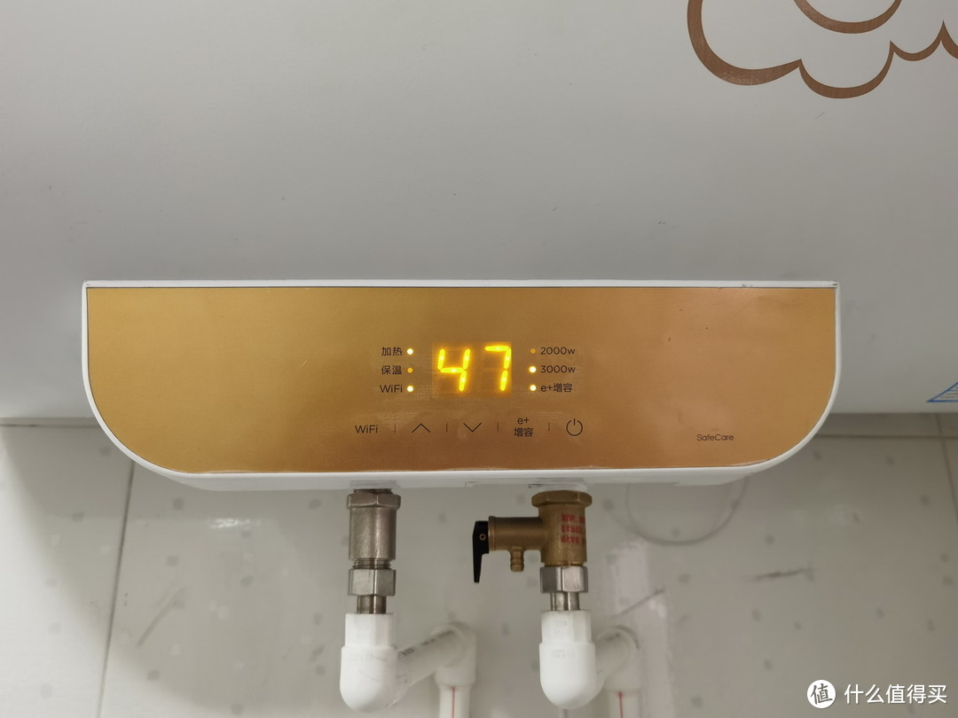 新年“牛”起来：华凌牛年生肖限定款电热水器入手评测
