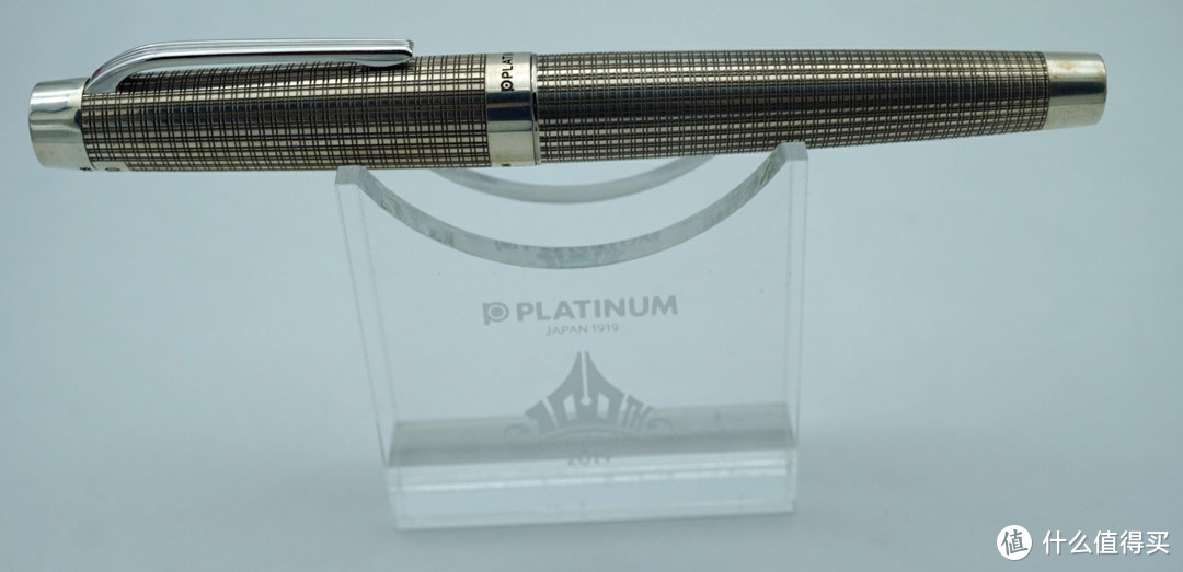 它是最豪华的近产纯银钢笔——白金100周年纪念款