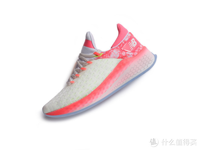 New Balance上海国际女子半程马拉松赛特别款Fresh Foam Lazr V2跑鞋