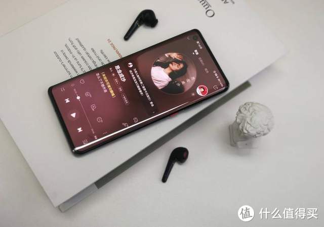 天生舒适，声来不同：1MORE ComfoBuds 蓝牙耳机