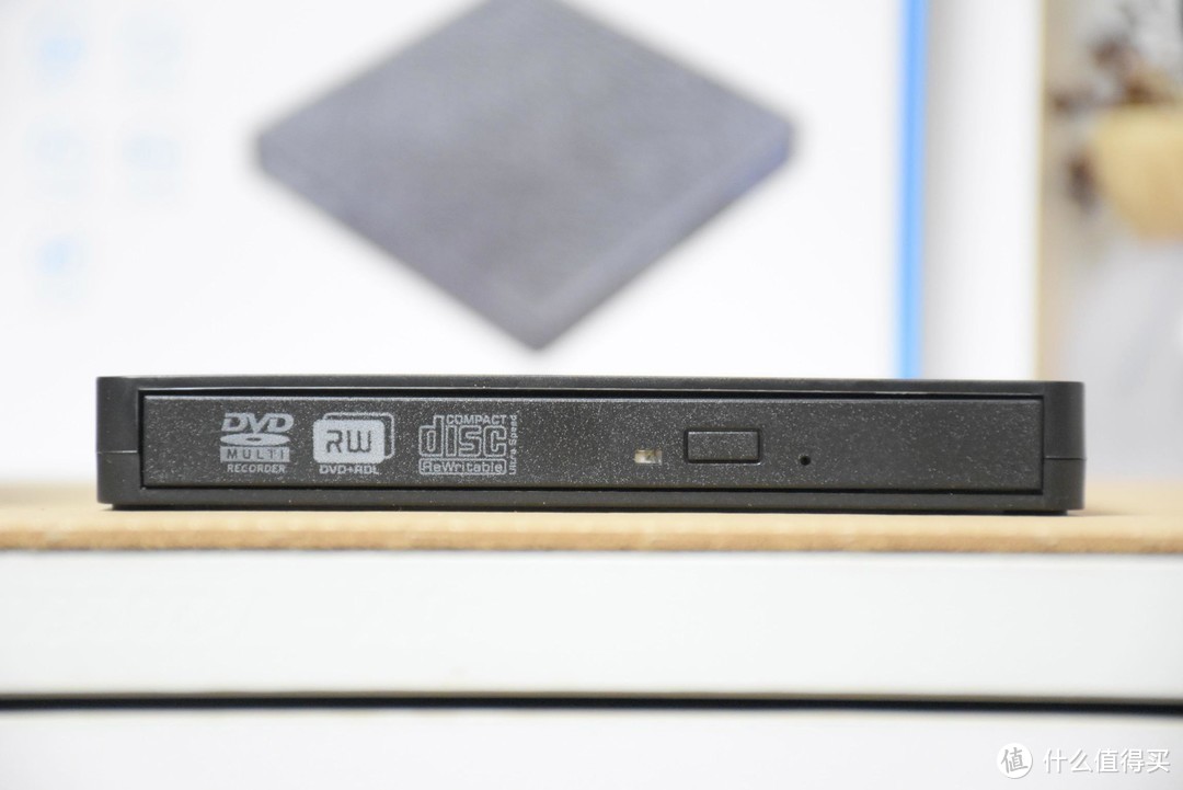 给MacBookPro装个光驱，Orico外置USB移动光驱