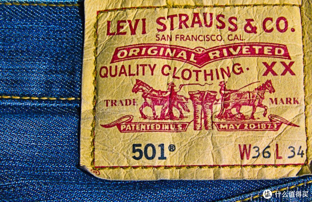 Levi's 501的经典双马标志