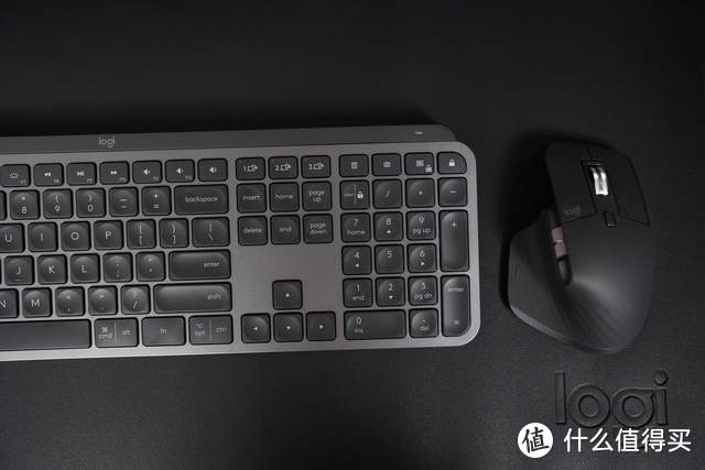 罗技MX智能键鼠新装备：一套旗舰装备，一种全新体验