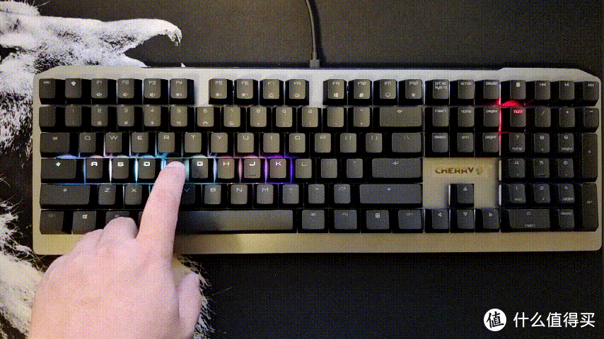 游戏的左手，进阶体验，源自德国的樱桃MV3.0RGB机械键盘