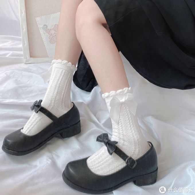 lolita丝袜的搭配法则少女裙摆下的小心思lo里lo气的袜子推荐