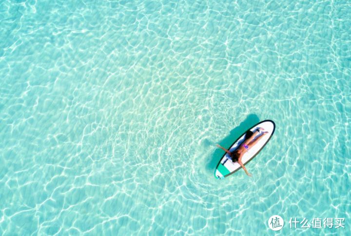比肩普吉岛，不输马尔代夫，海南夏日冲浪季｜用一个周末打卡《夏日冲浪店》，一起乘风破浪！
