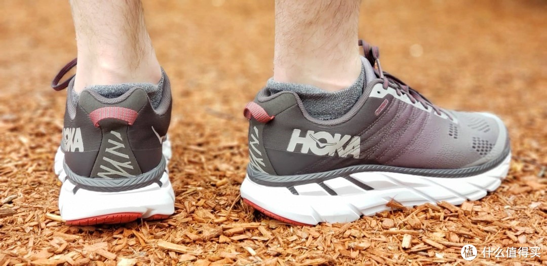 Hoka One One克利夫顿 6，我穿过缓震最好的慢跑鞋