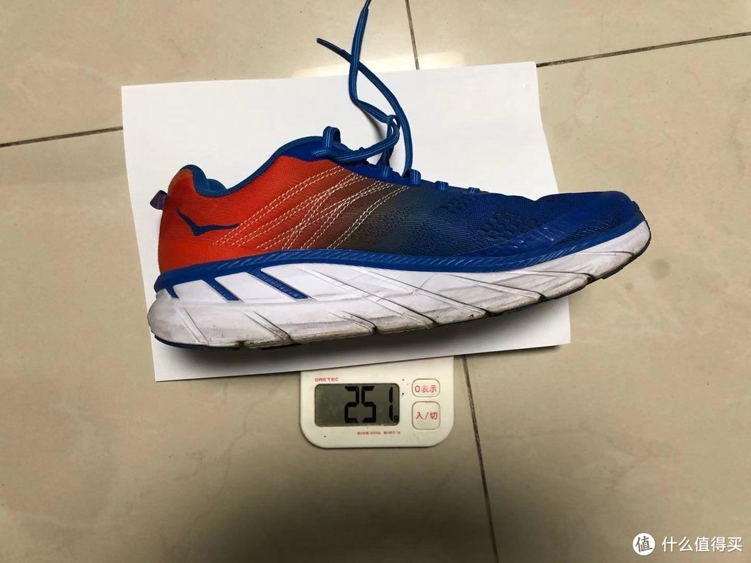 Hoka One One克利夫顿 6，我穿过缓震最好的慢跑鞋