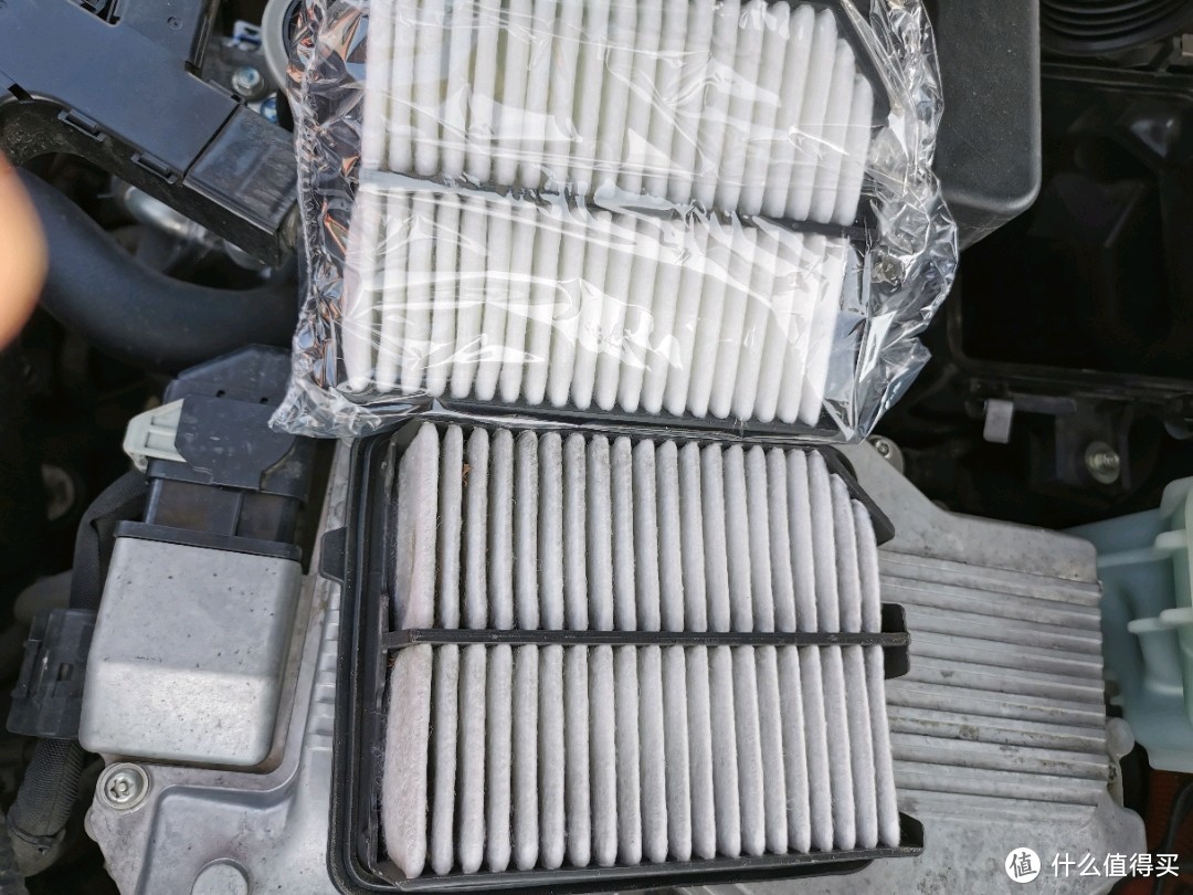 超简单更换雅阁空气滤芯