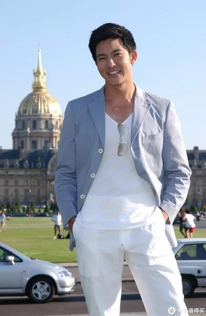 ろまんす》,由林合隆执导,吴尊,张韶涵,辰亦儒,顾宝明,胡宇崴,利昂霖