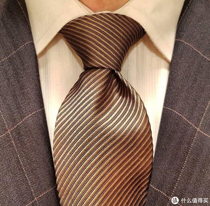 优享资讯 不会系领带 最常见领带系法教学 图文并茂 一看就会 建议收藏