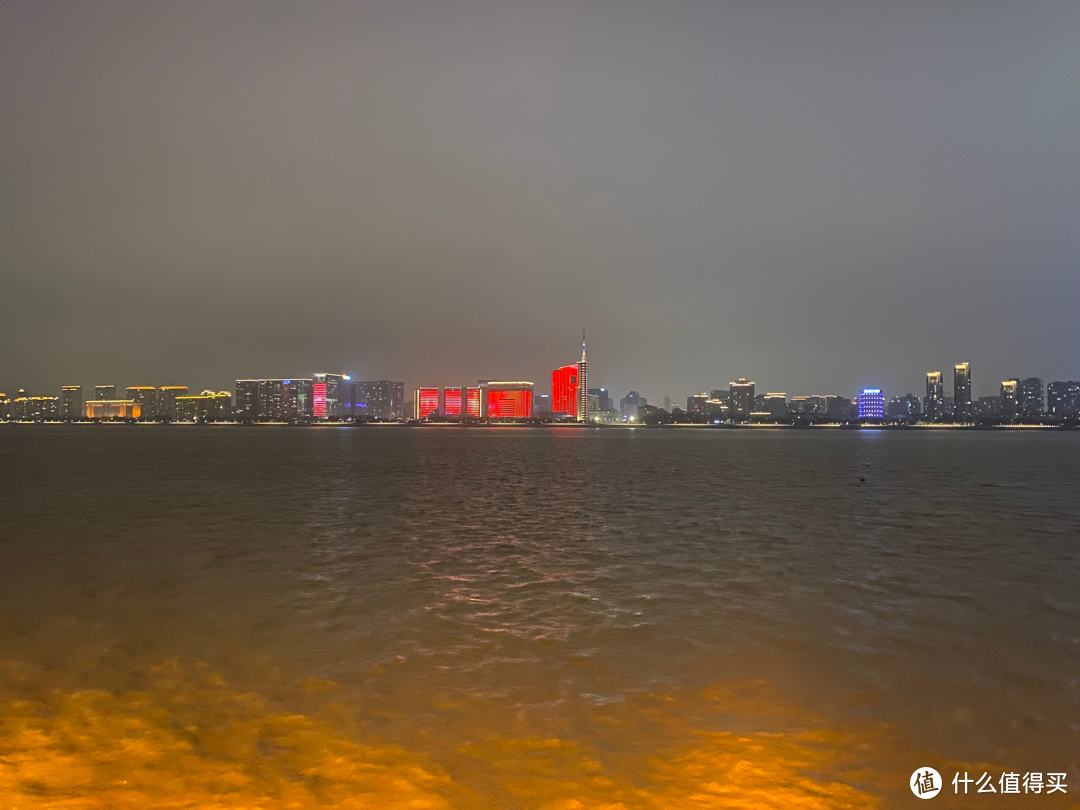 坐地铁游杭州（二）：钱塘江夜景/1号线江陵路站