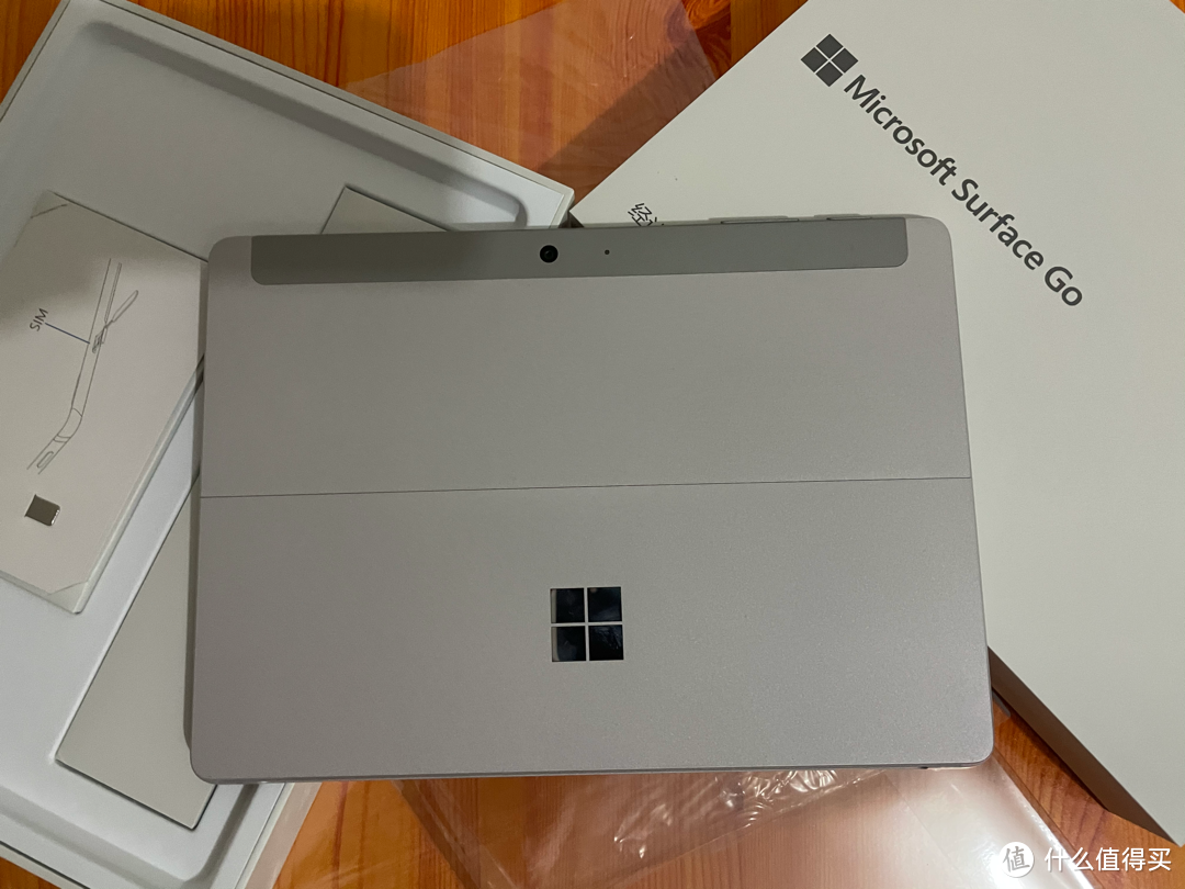 微软官翻Surface Go LTE开箱体验