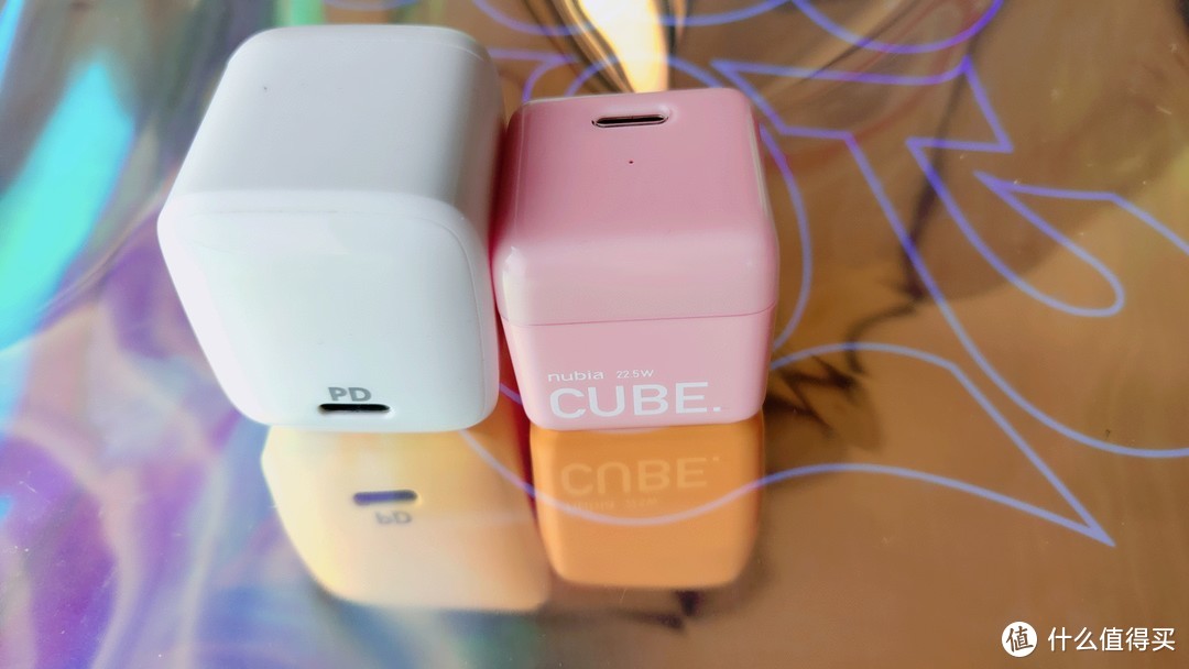Cute CUBE!可爱的方糖！——努比亚22.5W方糖快充套装体验
