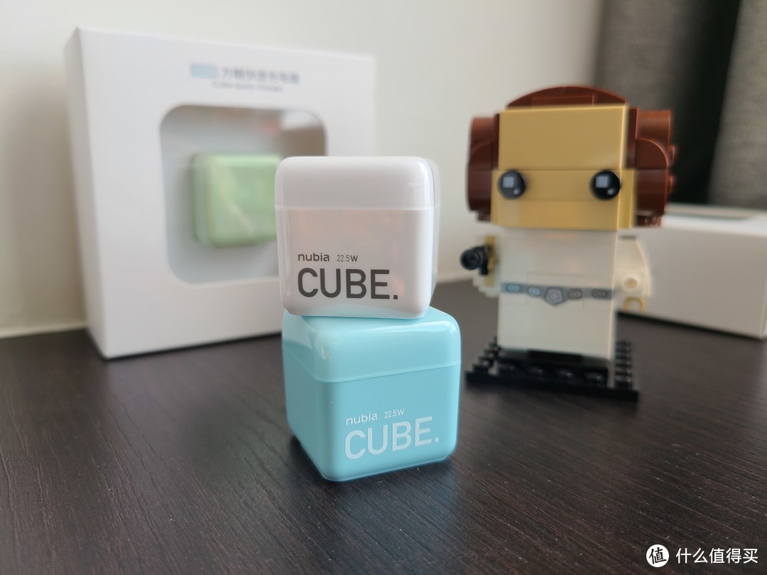 努比亚方糖cube——小身材大能量充电好帮手