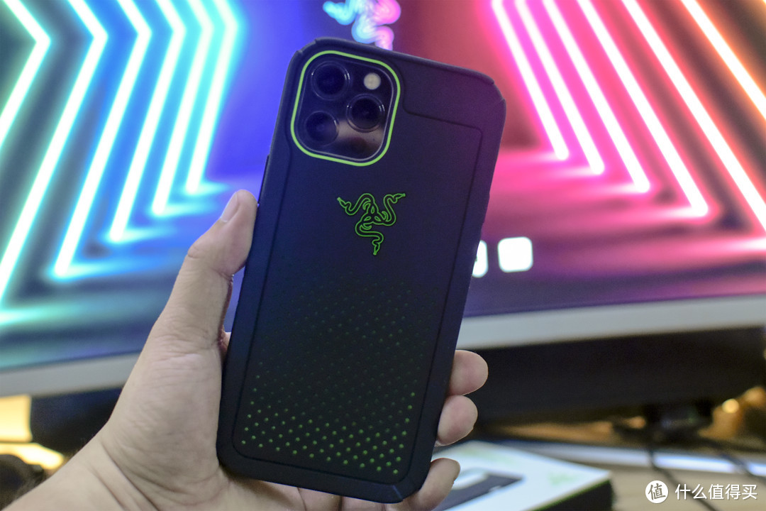 Razer Arctech PRO冰铠手机壳开箱使用体验~