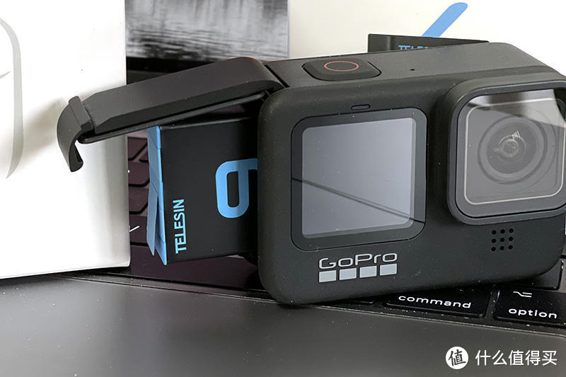 GoPro9没电了？试试泰迅Allinbox收纳式充电盒