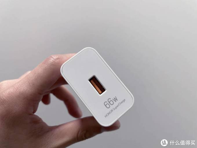 荣耀v40上手更好的外观更强的拍照还有更出色的体验