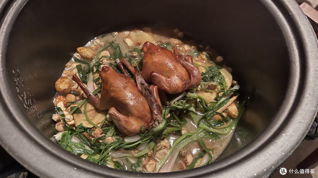 三角牌电饭煲焗乳鸽