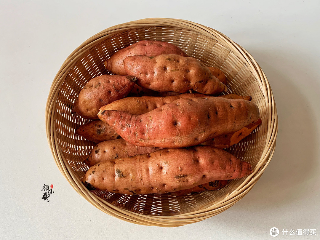 电饭锅烤红薯，懒人做法，简单一做就吃到，香甜流油的烤红薯